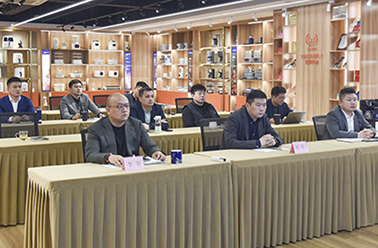 登峯不止 聚力沖征——總部全體營(yíng)銷(xiāo)團(tuán)隊(duì)年終述職